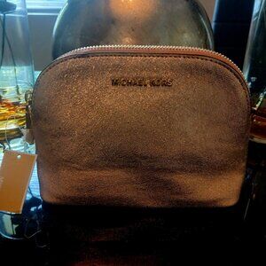 MICHAEL KORS (NWT) champagne metallic leather travel pouch